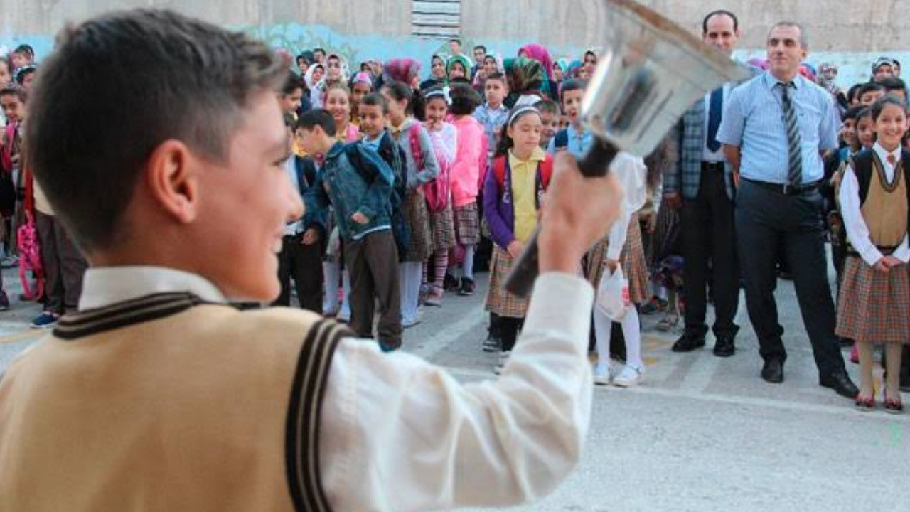 17 milyon öğrenci için ilk zil yarın çalacak: Okullarda yeni dönem başlıyor
